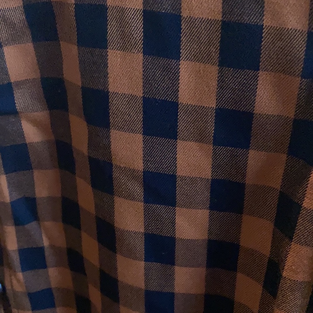 NEW SHIRT - Picture 2 of 4